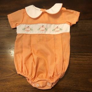 NWOT Newborn Pumpkin Bubble